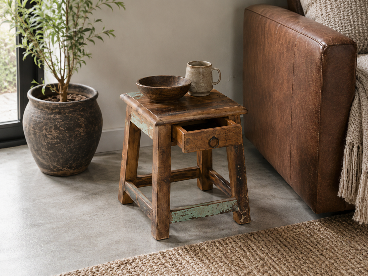 Petit tabouret Seria 1 tiroir en bois recyclé