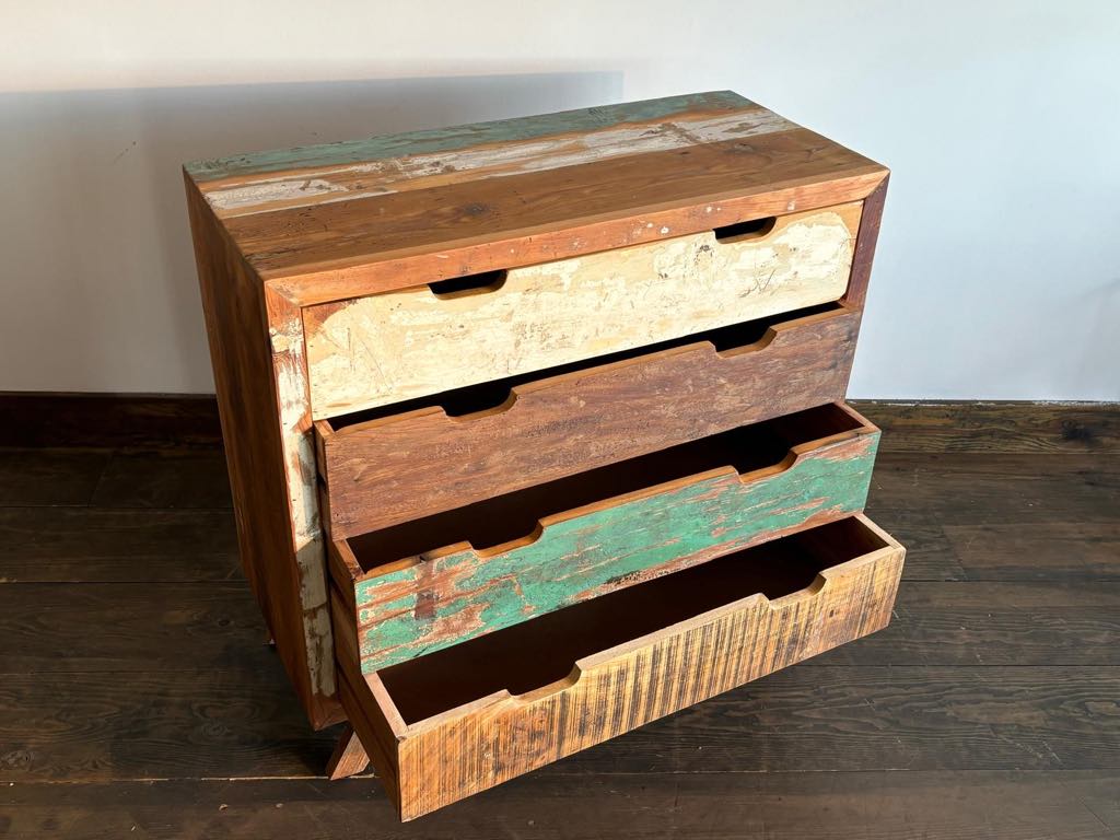 Commode 4 tiroirs en bois recyclé