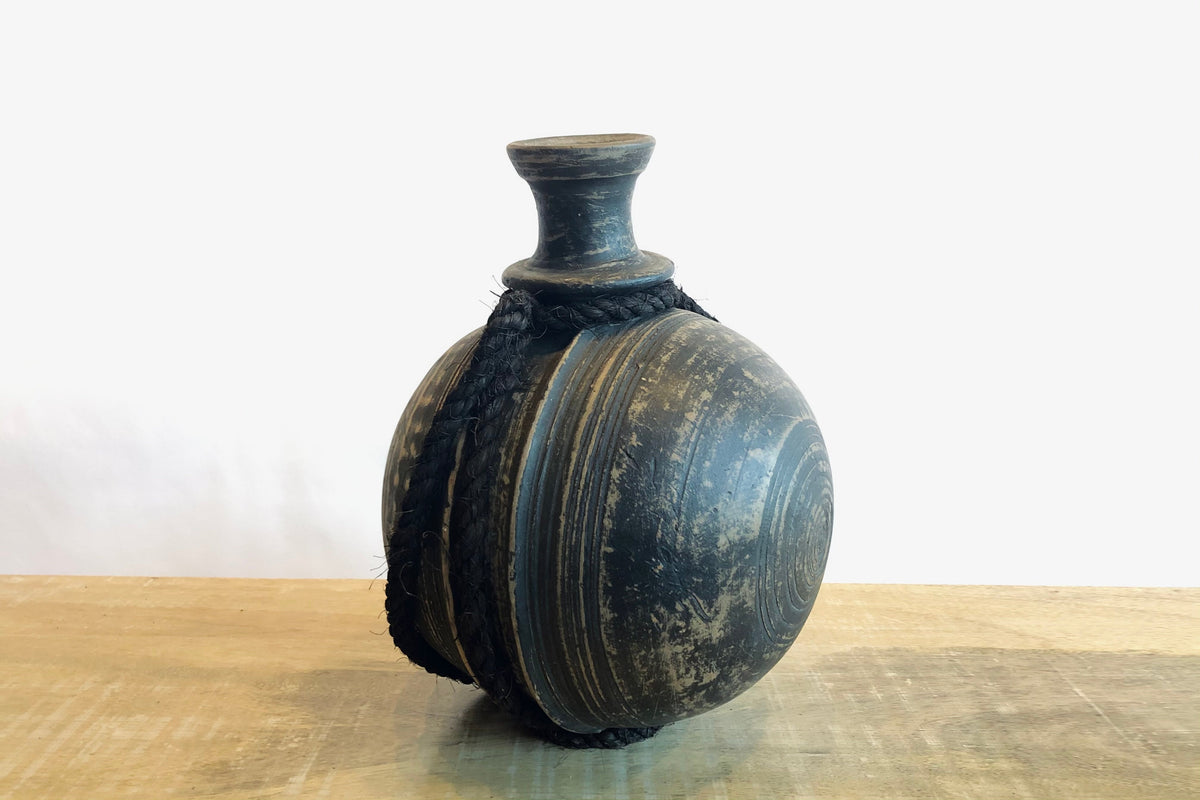 Ceramic pot