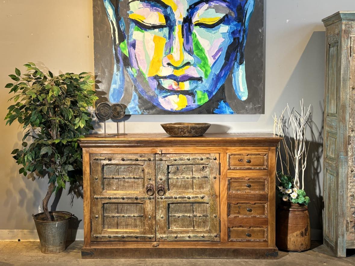 Buffet vieilles portes