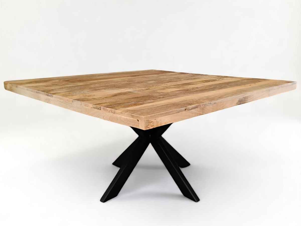 Table à diner carrée en bois de manguier