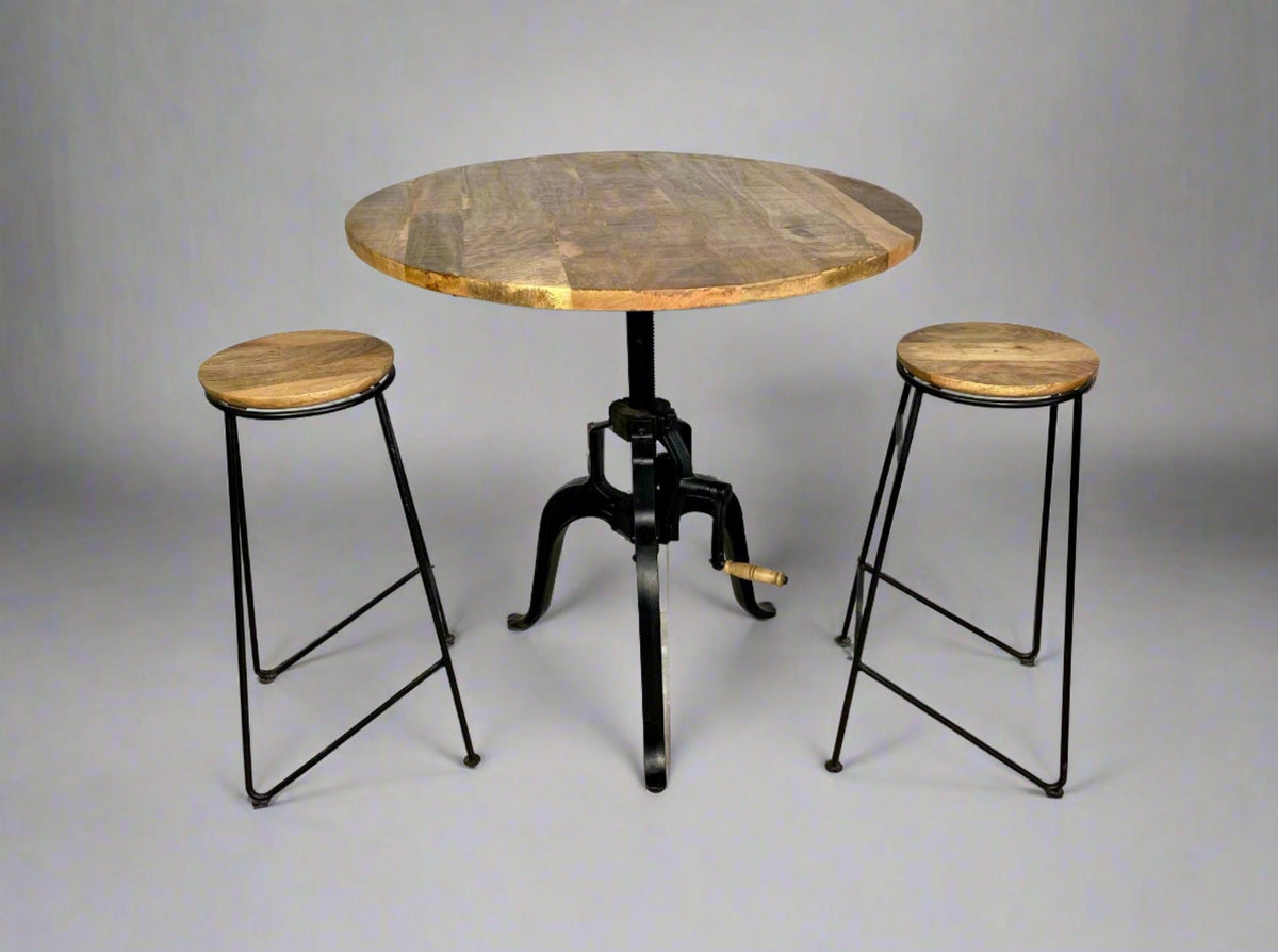 Adjustable bistro table
