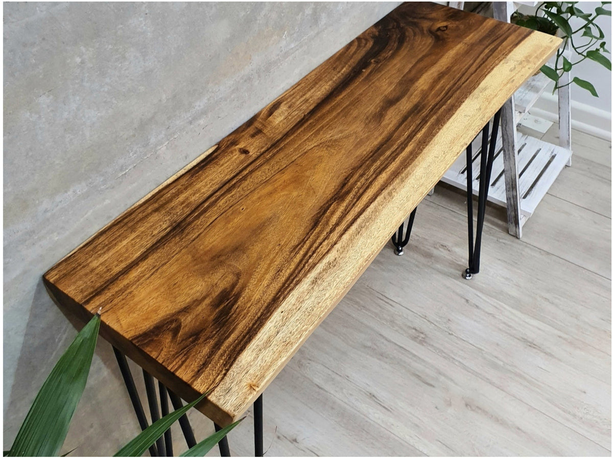 Console en bois de suar live edge