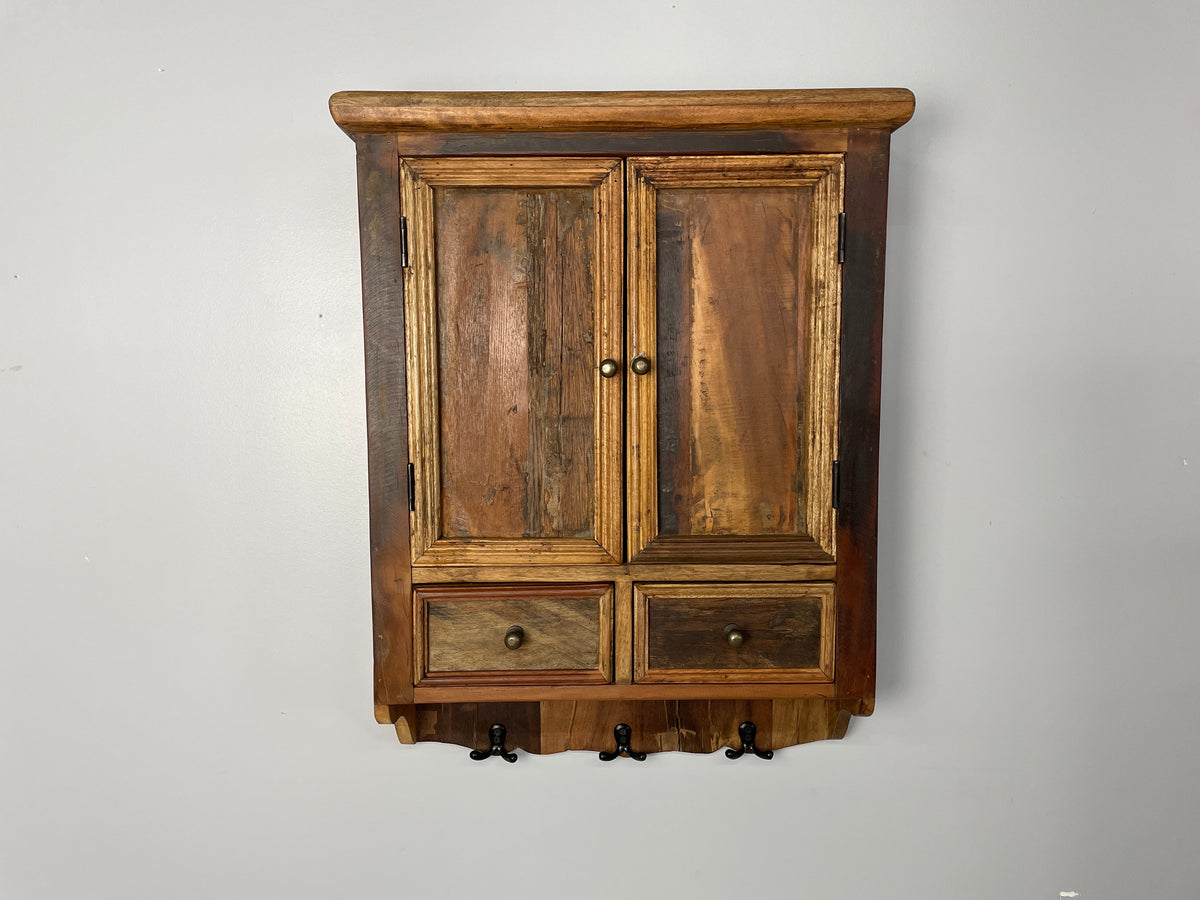 Armoire pharmacie en bois recyclé