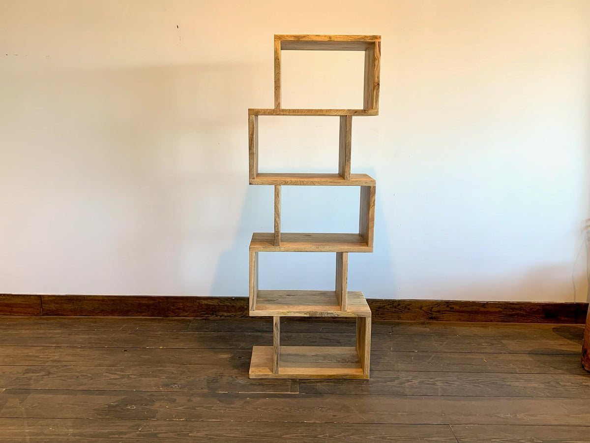 Zigzag Shelf