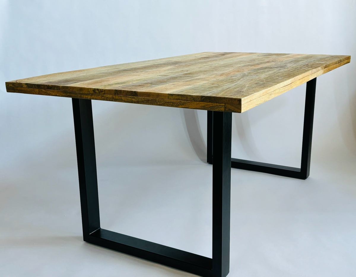 Table a diner Sagar en bois de manguier