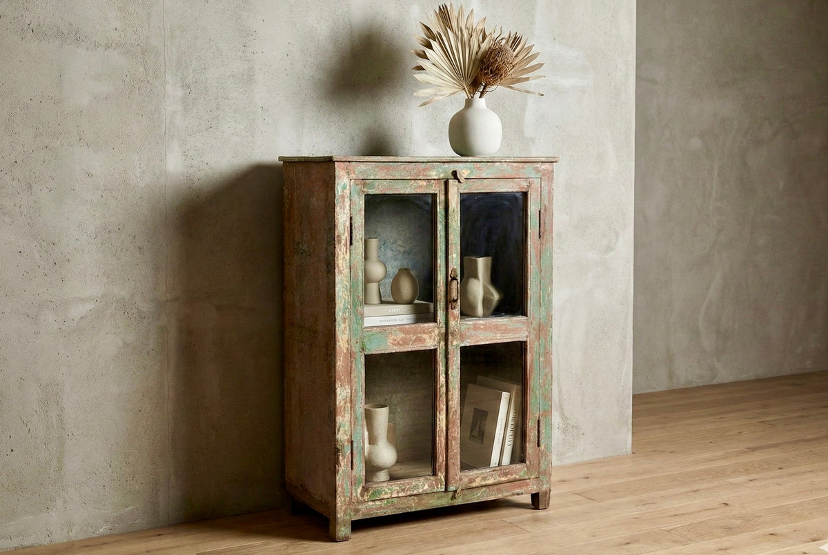 Cabinet antique
