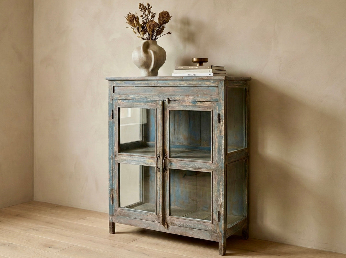 Cabinet antique