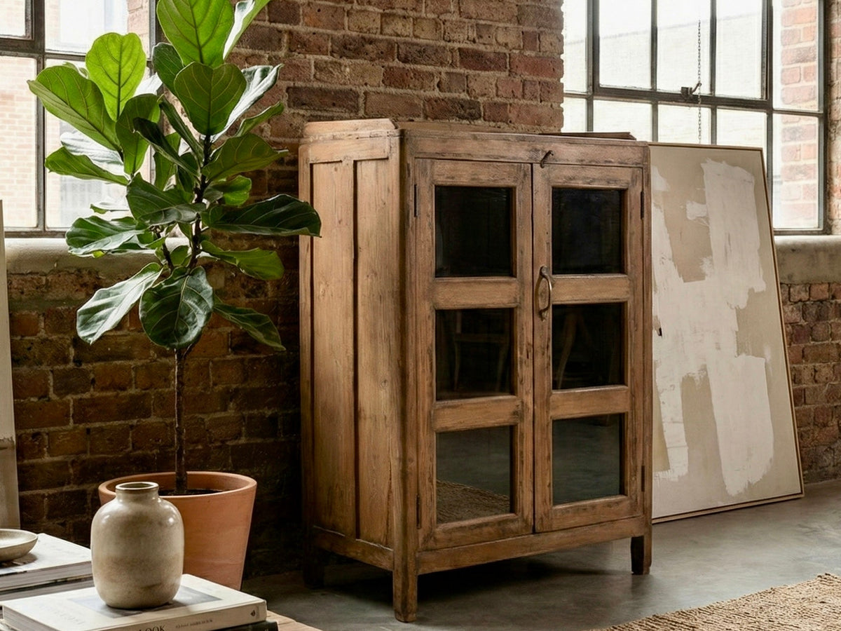 Cabinet antique