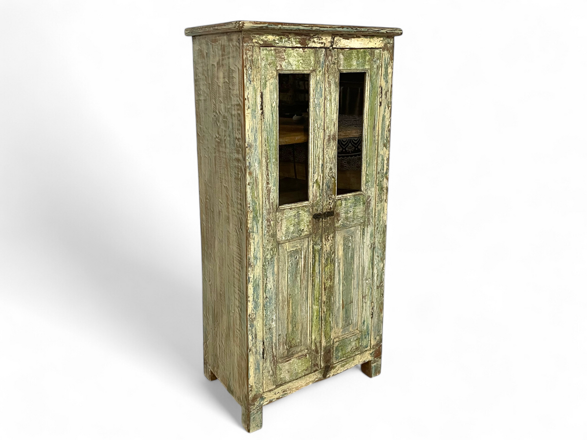 Cabinet antique