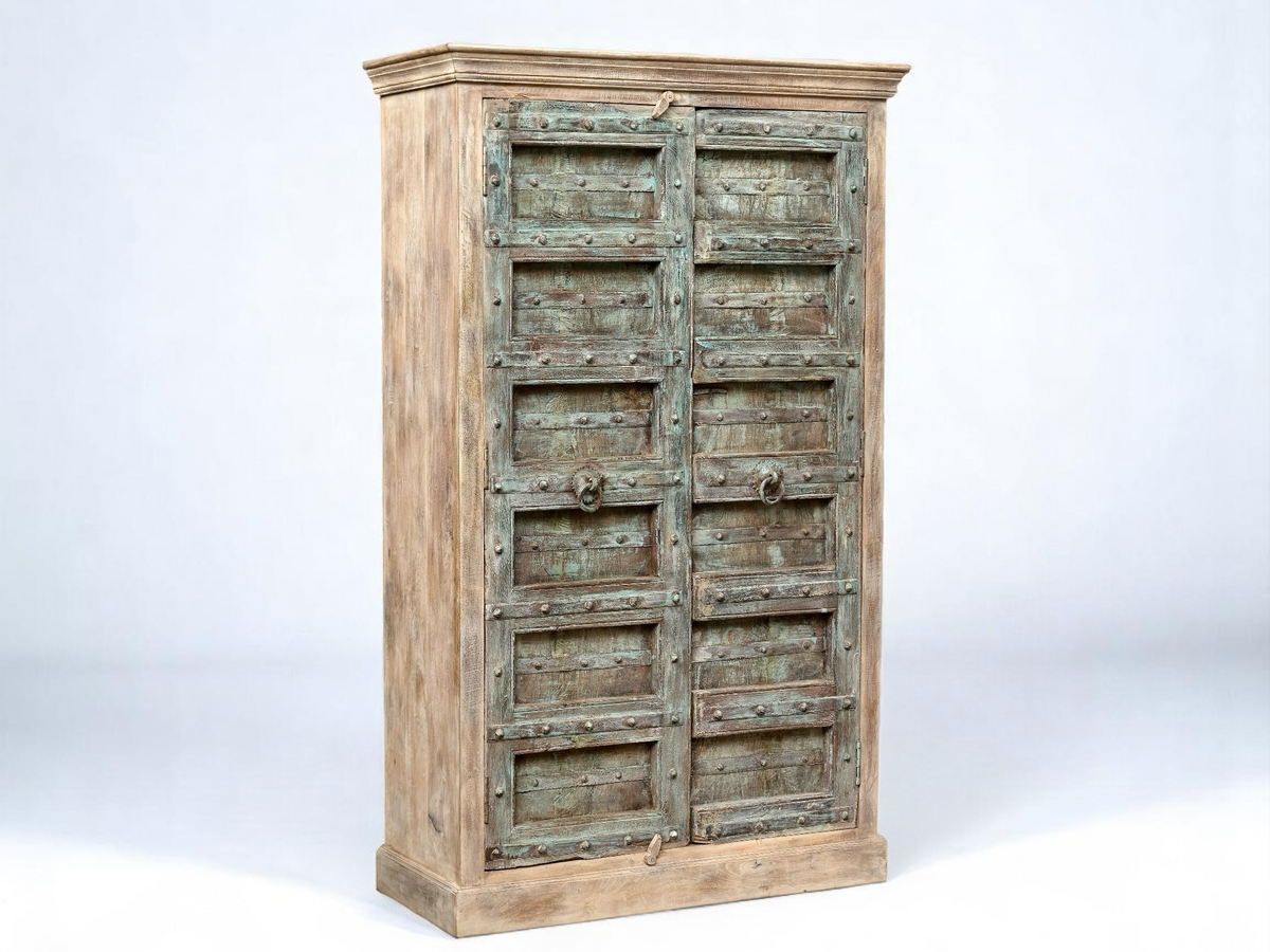 Armoires antique