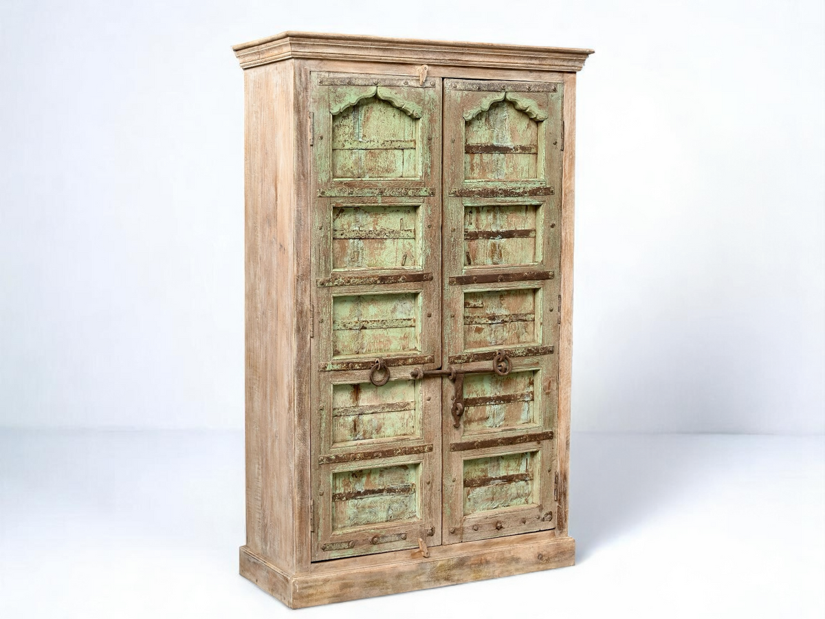 Armoires antique