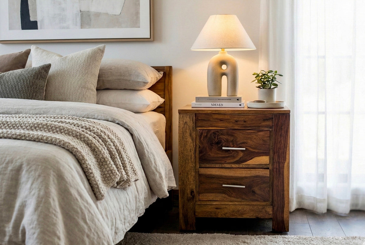 Table de nuit en bois de rose