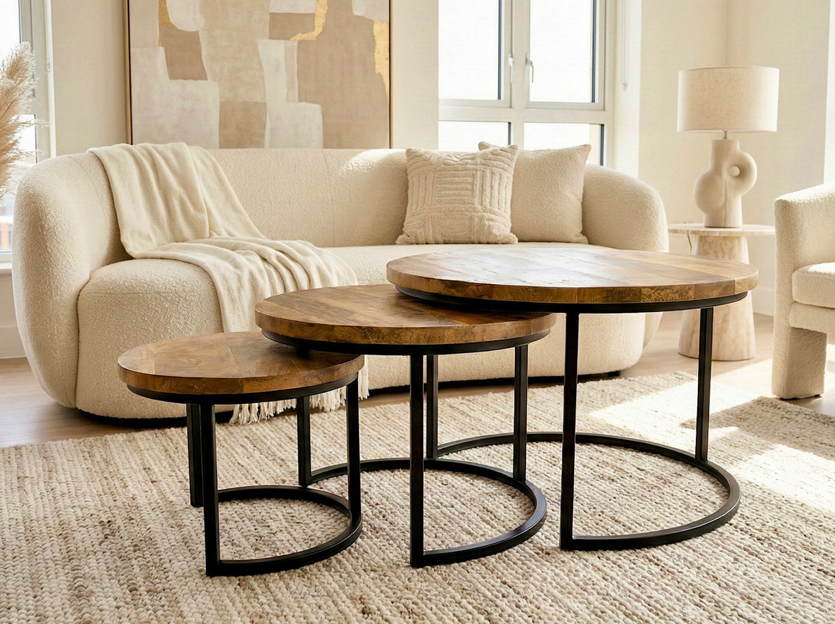 Round nesting coffee table in wood and metal