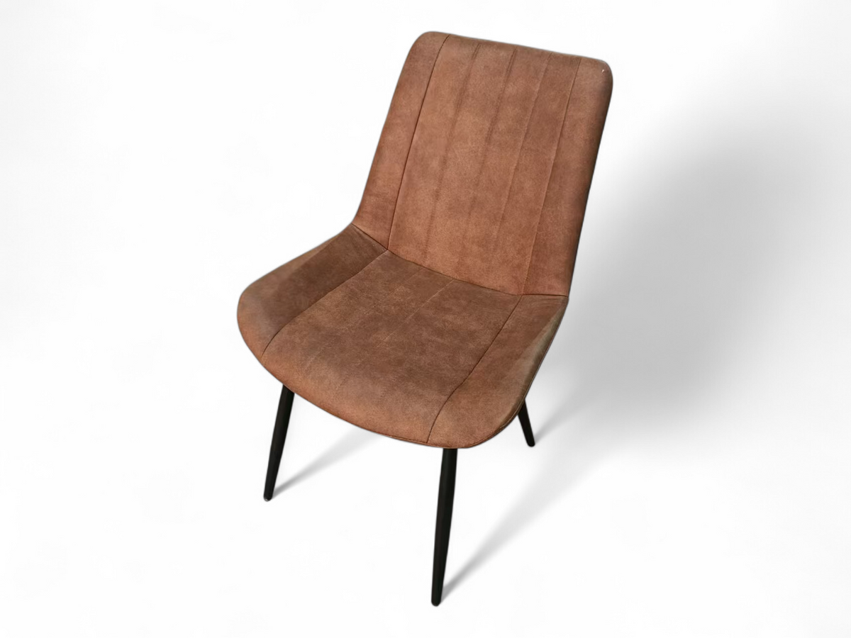 Chaise en tissu brun