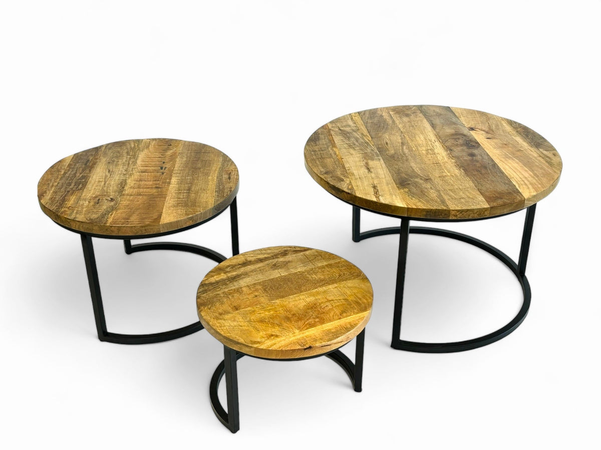 Round nesting coffee table in wood and metal