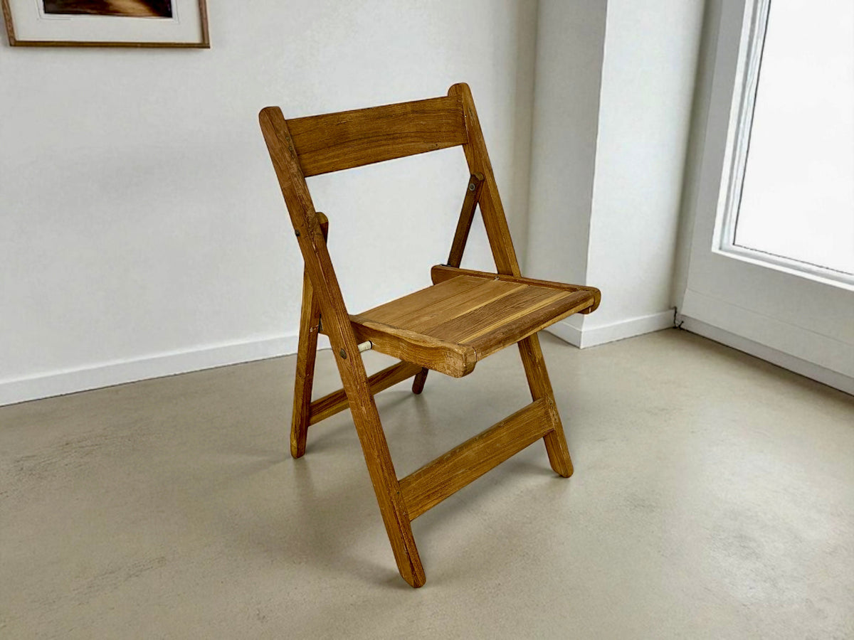 Folding Chair in Teak