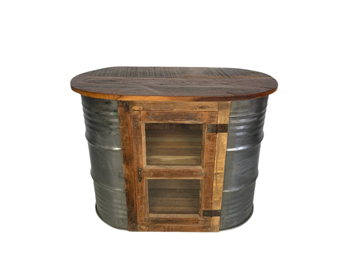 Bar en bois avec baril recyclé