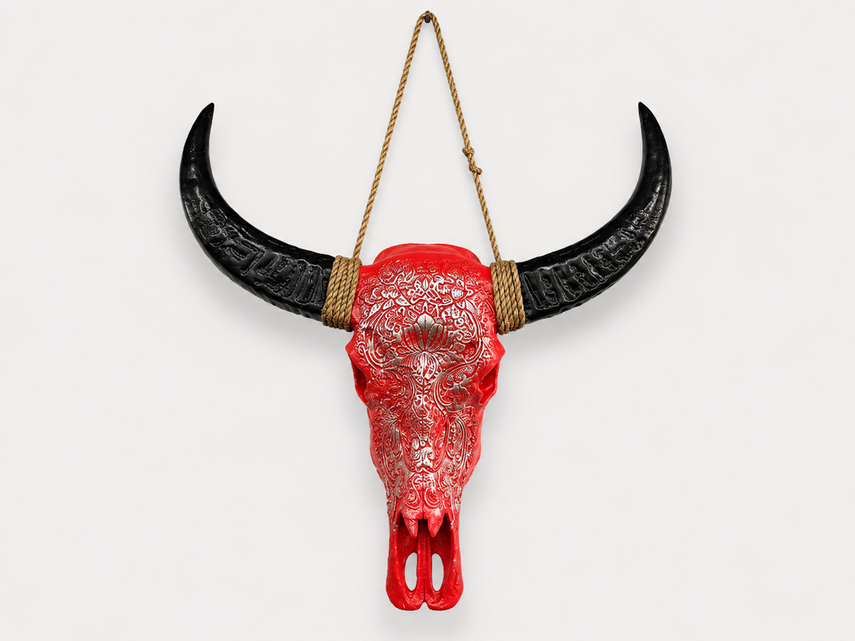 Crâne de bœuf décoratif peint à la main, cornes véritables — modèle 4