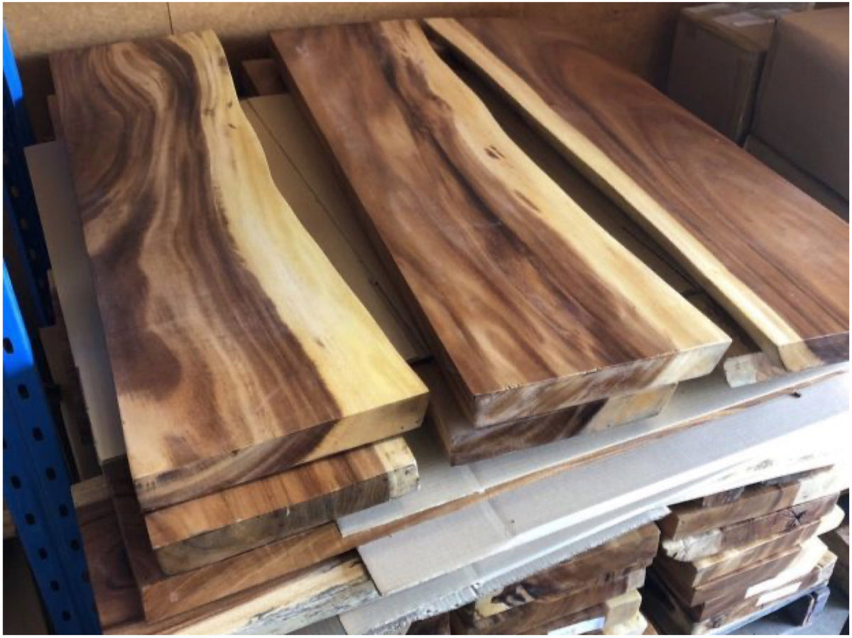 Console en bois de suar live edge