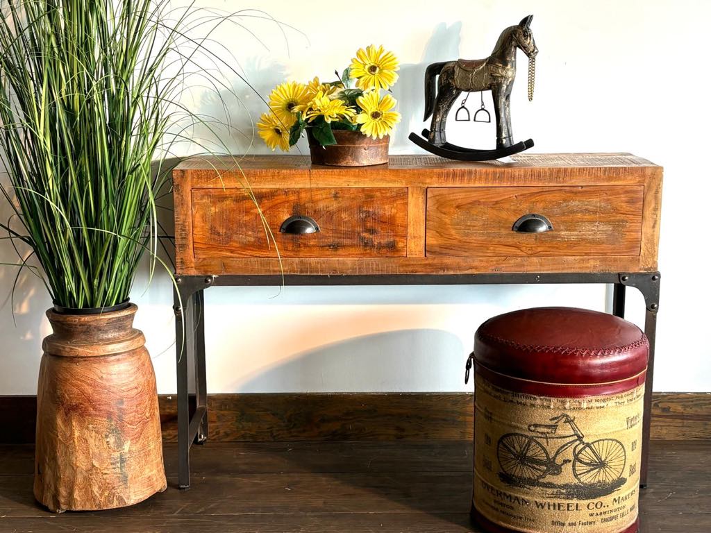 Console 2 tiroirs en bois recyclé