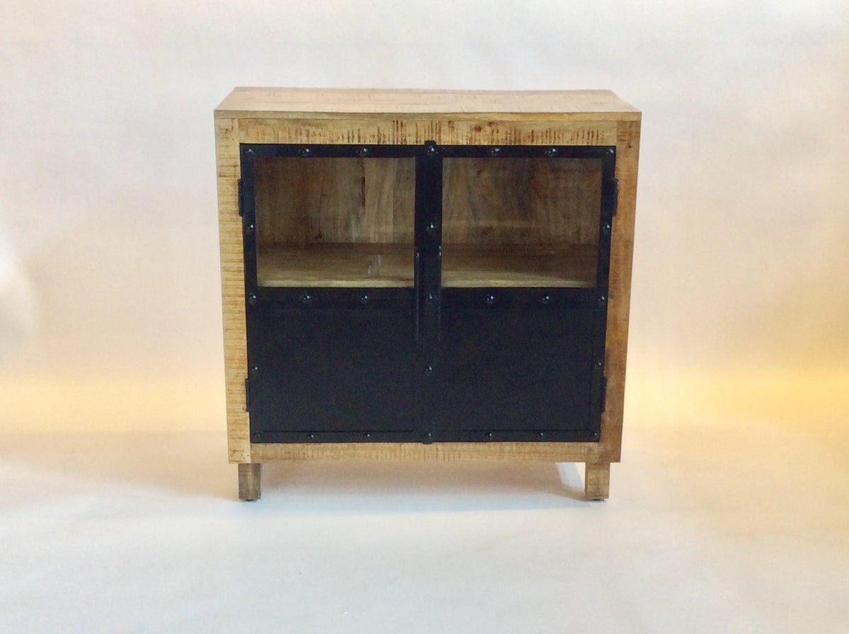 Buffet 2 doors in Mango Wood